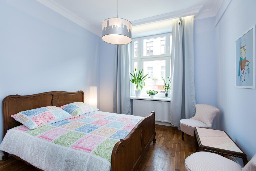 Style4Rent Sunny Old Town Apartments Krakow Room photo