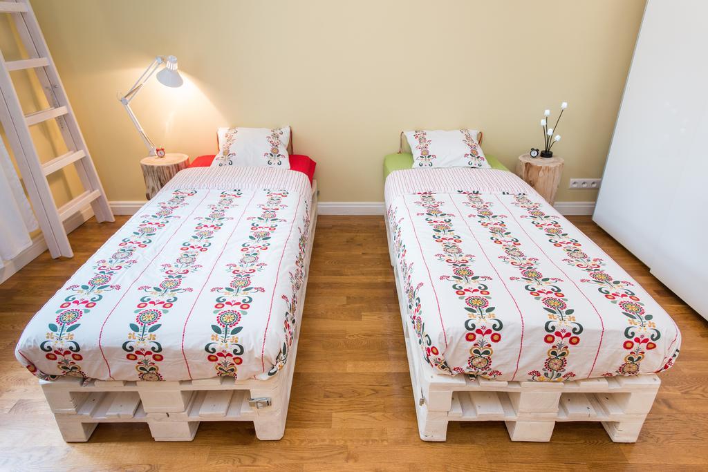 Style4Rent Sunny Old Town Apartments Krakow Room photo